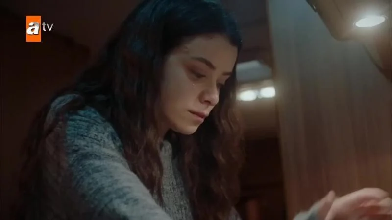 Кадры из сериала Жар-птицы 8 серия 1 сезон (2023)